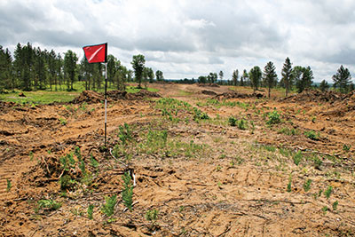 The 200-acre plot of land where The Loop was constructed fit Doak’s design perfectly because of the flat topography that allows for golfers to hit shots into greens from a variety of angles on the fairways.