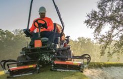 Jacobsen TR Series. Photo provided by Jacobsen.