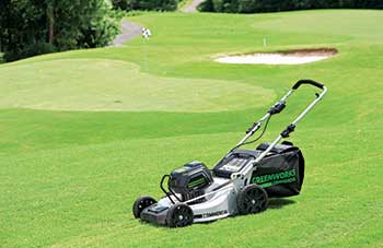 Battery-powered push mower (Photo: Greenworks Commercial) 