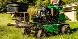 Electric spreader attachment (Photo: Ryan)