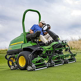 John Deere 6000A PrecisionCut (Photo: John Deere)