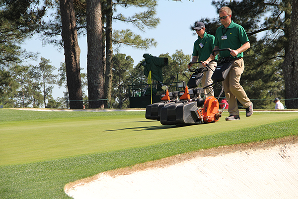 Rolling at Augusta National (Photo: Seth Jones)