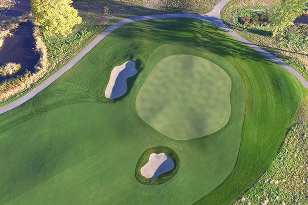 An aerial view of the No. 15 green complex. Photo: Richard Mandell Golf Architecture