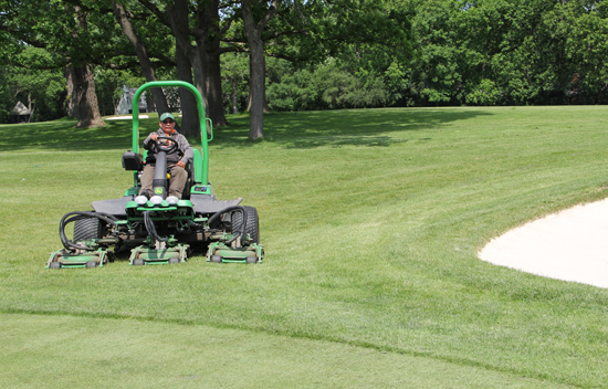 Handling the rough with the 9009A mower. Photo: Golfdom Staff.