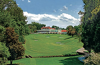 A shot of the picturesque fairway on No. 18 at Columbia CC. (Photo: Columbia CC)