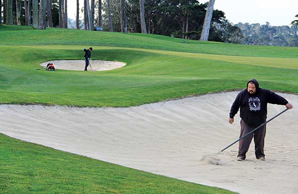 Golf maintenance worker (Photo: Golfdom Staff)