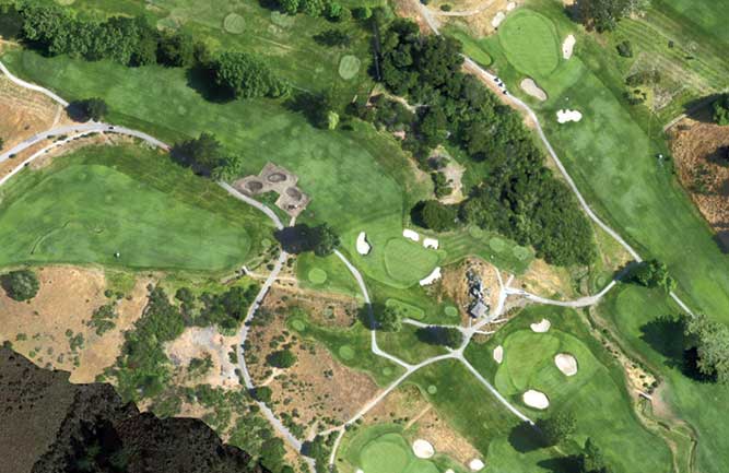 Kevin Hauschel, superintendent of the Meadow Club, uses aerial images to help communicate project updates, like this bunker renovation on the 12th hole, to members. (Photo: Kevin Hauschel)