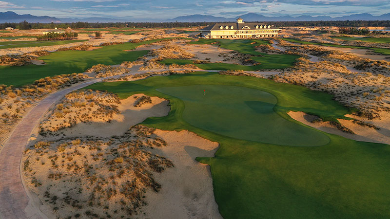 Hoiana Shores Golf Club hole No. 11. (Photo: Gary Lisbon)