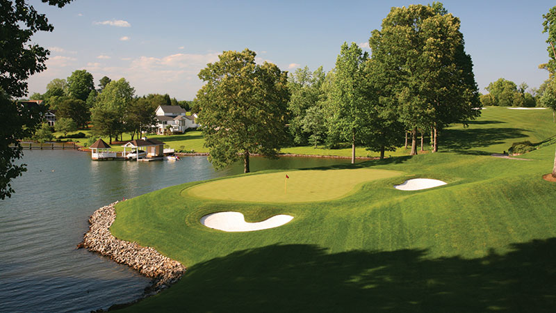 The Water's Edge is an 18-hole, PGA Championship golf course was designed by the late R.F. Loving Jr. (Photo: McConnell Golf)