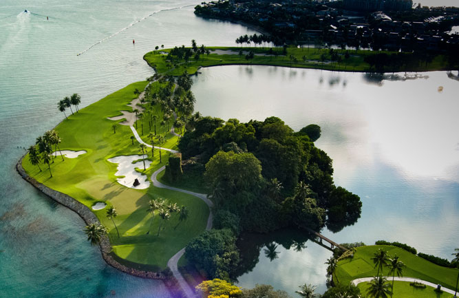 Along the edge of The Serapong Holes 4 and 6 lies Rhizophora Stylosa - a vulnerable Mangrove listed under the International Union for Conservation of Nature (IUCN) Red List of Threatened Species. (Photo: Sentosa GC)