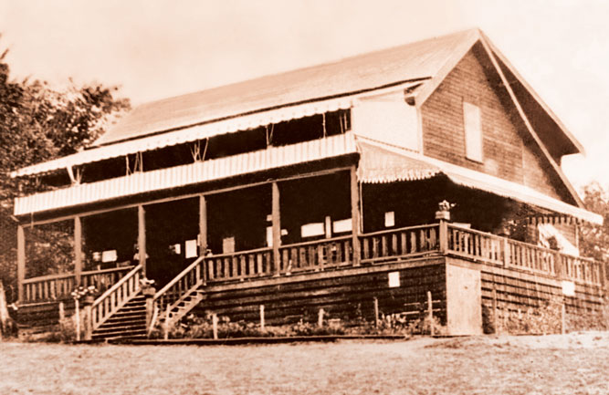 Built in 1928, the Portland (Ore.) GC clubhouse is the birthplace of the Golf Writers Association, founded after the 1946 PGA Championship. (Photo: Portland GC)