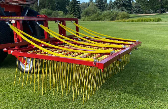 FDS 9200 Turf Dethatcher (Photo: Wood Bay Turf Technologies)