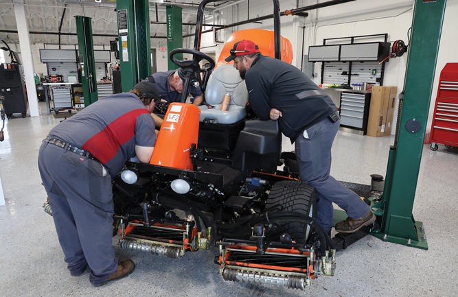 According to the U.S. Bureau of Labor Statistics, the median pay for automotive service technicians and mechanics is $46,970 per year. They estimate 782,200 people work in that industry. (Photo: Luke Cella, CGCS)