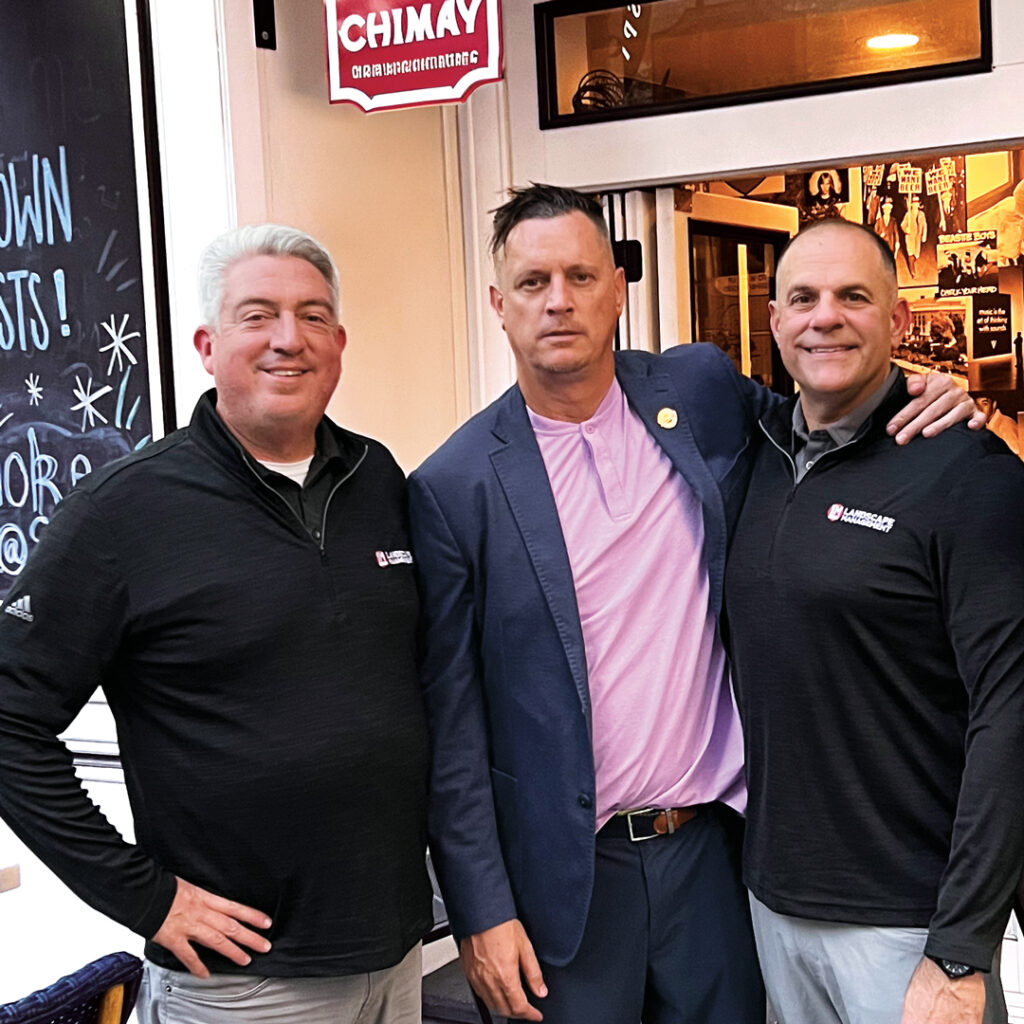 When in Phoenix…: You must give Scottsdale local Michael Maravich (center), Ewing Outdoor Supply, a call. He knows all the best spots! With MM is Jones and Kevin Stoltman (right), president and CEO, North Coast Media. (Photo: Golfdom staff)