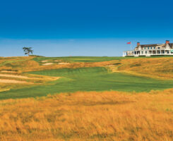 A key to Shinnecock's success is Jennings' extreme attention to detail and willingness to correct anything that looks out of place. (Photo Copyright USGA / John Mummert)